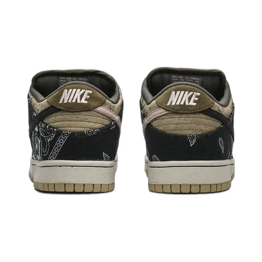 Nike X Travis Scott Sb Dunk Low-Top Sneakers