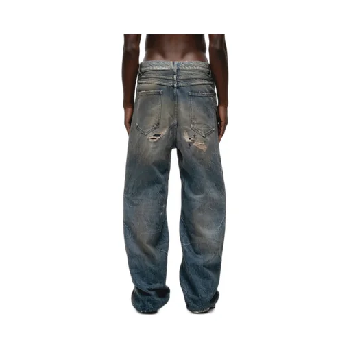 Italy Repaired Workers Cut / Ind