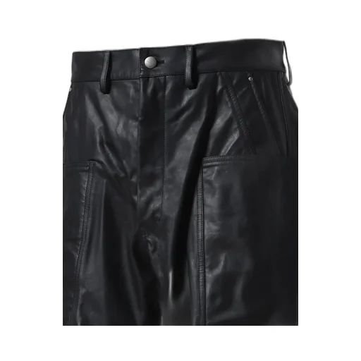 Stefan Cargo Shorts / Black