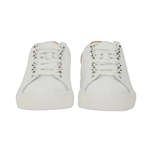 Moschino Round Toe Low-Top Sneakers