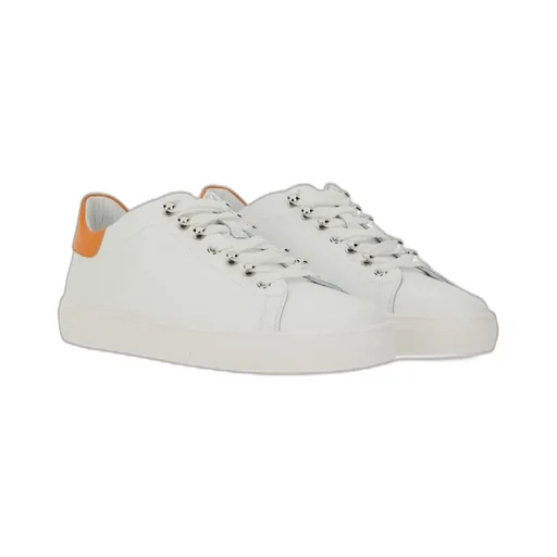 Moschino Round Toe Low-Top Sneakers