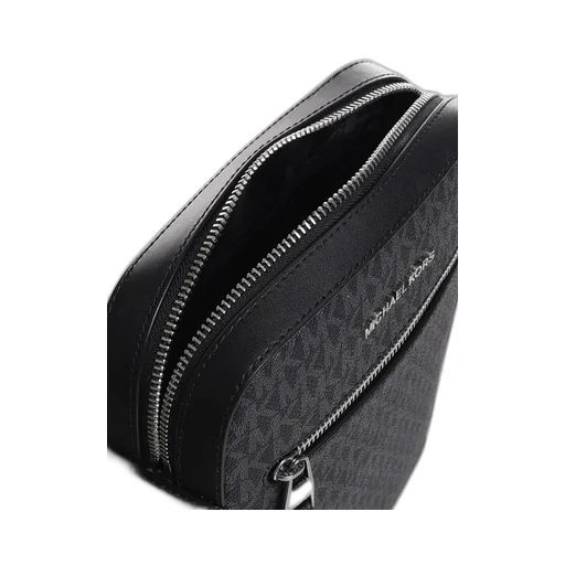 Michael Kors Varick Logo Detailed Zipped Messenger Bag