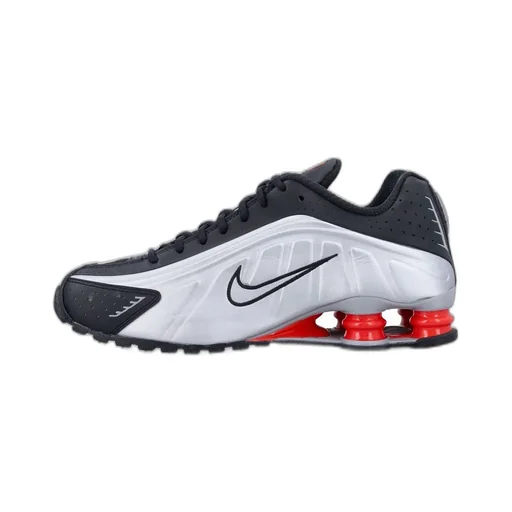 Nike Shox R4 Low-Top Sneakers