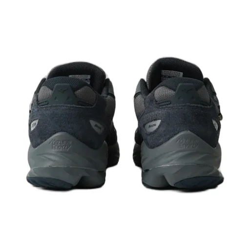 Mizuno Wave Rider Beta Low-Top Sneakers