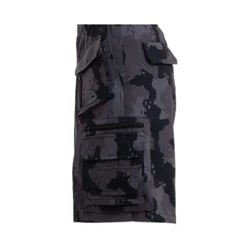 Camo Cargo Shorts / Black Camo