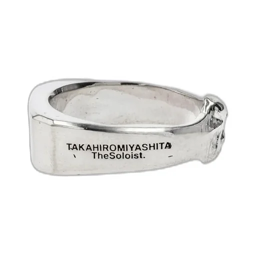Born Shaped Signet Ring.-S- / Sil