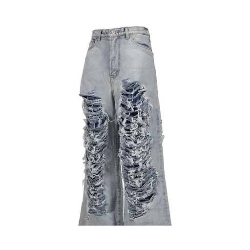 Distressed Jeans / Denim