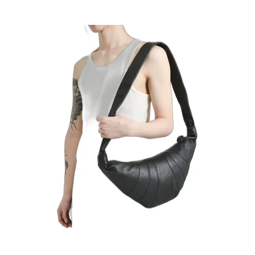 Medium Croissant Bag / Black