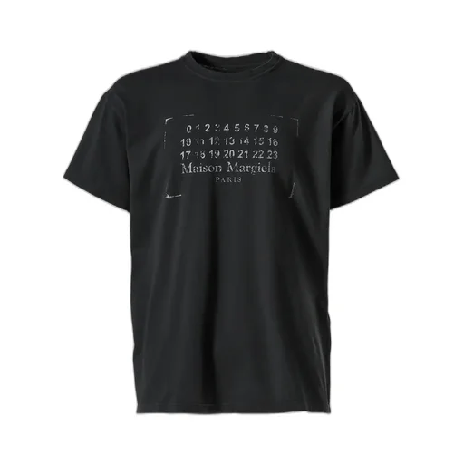 T-Shirt / Washed Black