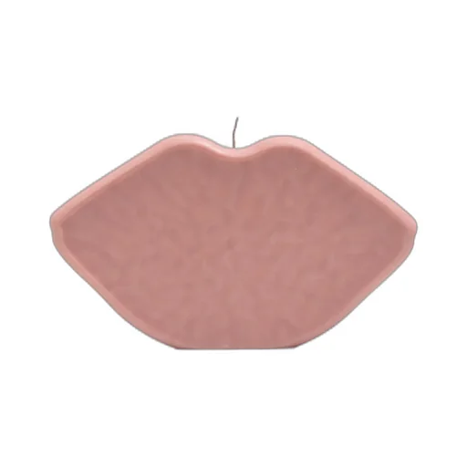 Big Kiss / Soft Blush