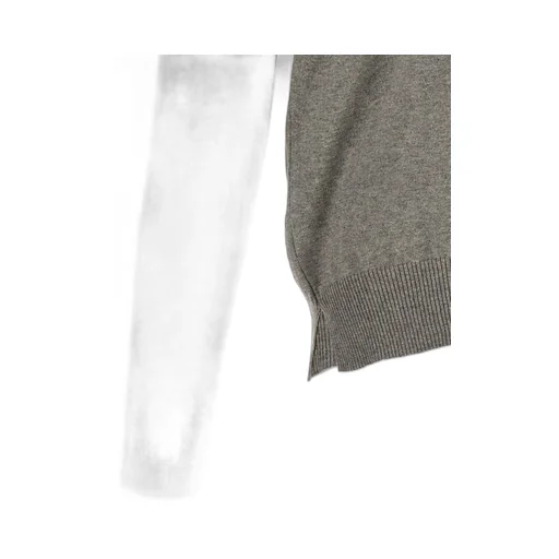 Maya V Neck Knit Pullover Ry