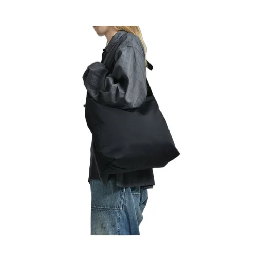 Tech Sling Bag / Black