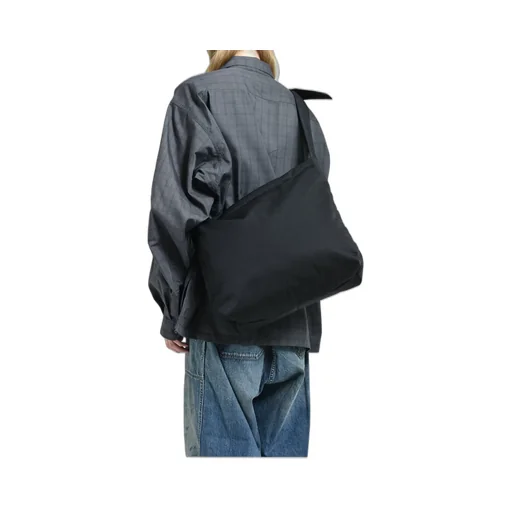 Tech Sling Bag / Black