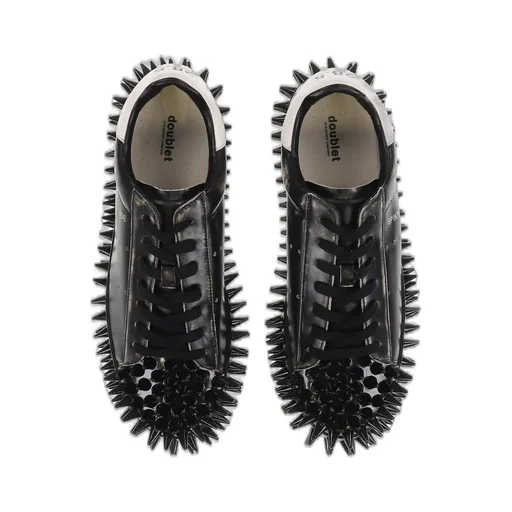 Spiky Leather Sneaker / Black