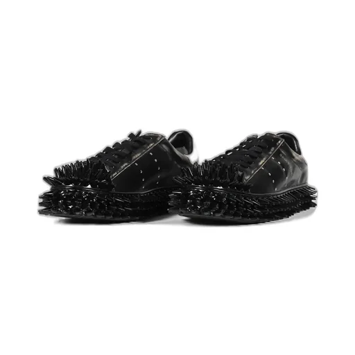 Spiky Leather Sneaker / Black