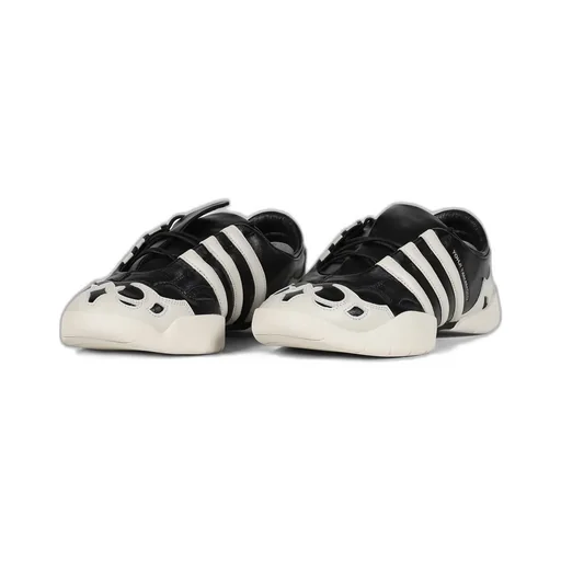 Regu Leather / Black