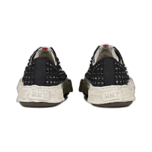 Peterson 23 Studded Low / Black