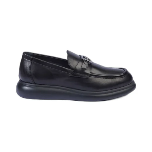 Karl Lagerfeld Logo Plaque Slip-On Loafers
