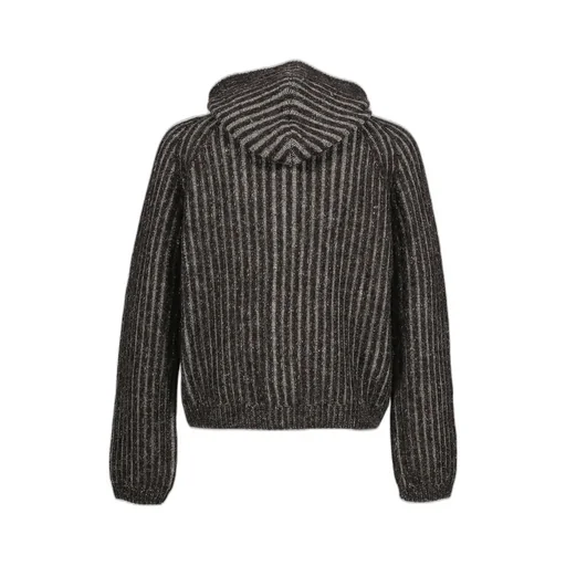 Level Hood / Brw