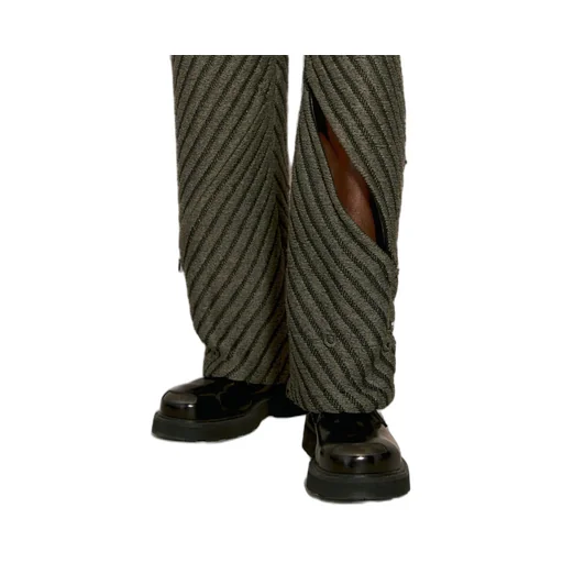 Isa Boulder Diagonal Knit Mid-Rise Pants