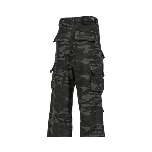 Camo Cargo Pants / Woodlan Camo