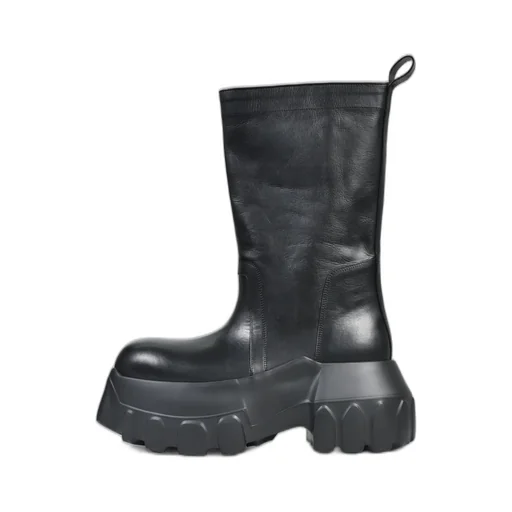 Pull On Mega Tractor / Black