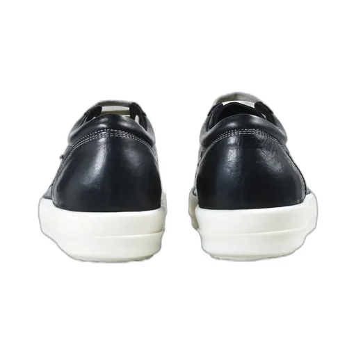 Vintage Sneaks / Black/Milk/Milk