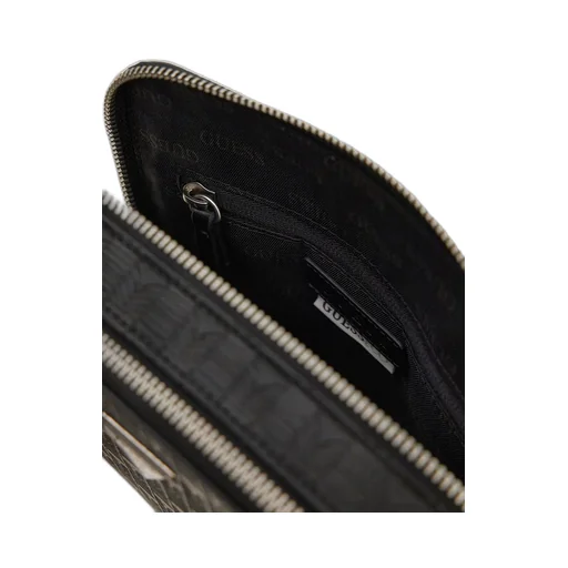 Guess Logo-Plaque Zipped Messenger Bag