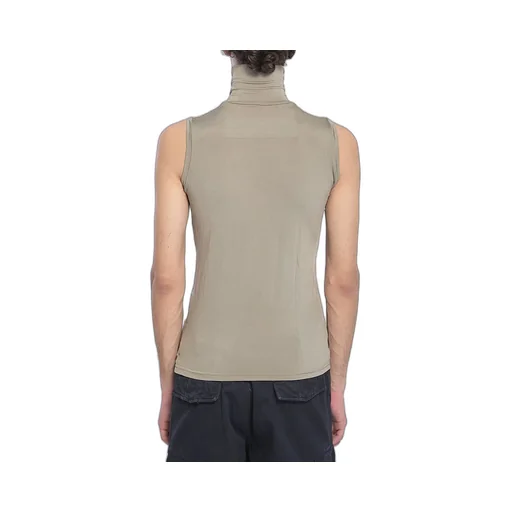 Haute Sleeveless High-Neck Knitwear