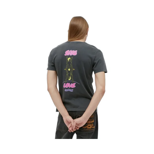 Carne Bollente Safe Love Graphic T-Shirt