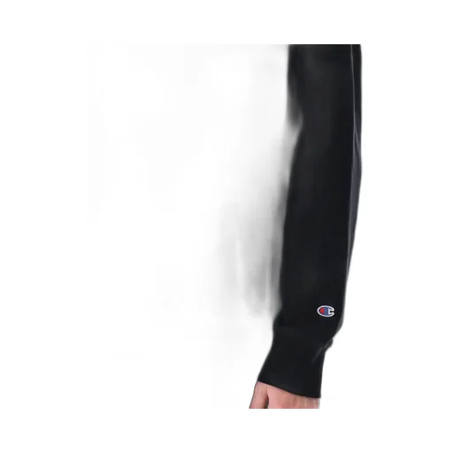 Champion Logo-Patch Long-Sleeved Sweatshirt