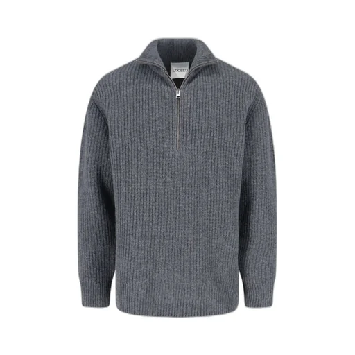 Closed Zipper Jumper