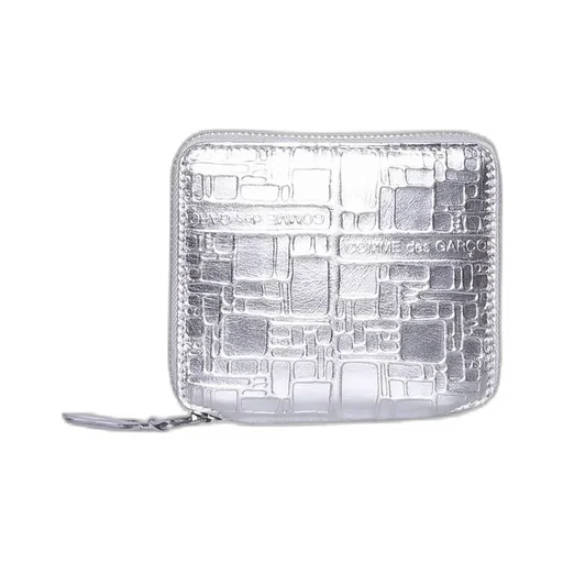 Comme Des GarÇOns Wallet Logo Embossed Wallet