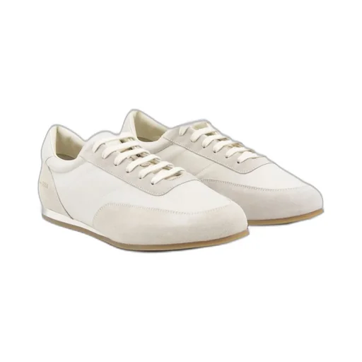 Common Projects Round Toe Lace-Up Sneakers
