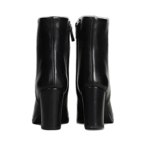 Julie Dee Block-Heel Zipped Ankle Boots
