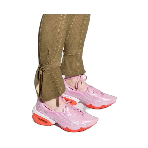 Knwls Nike Low Top Sneakers