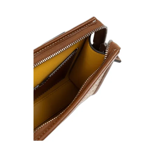 Max Mara Logo Plaque Zip-Up Clutch Bag