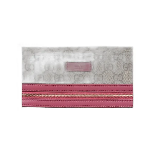 Gucci Logo Patch Gg Supreme Messenger Bag