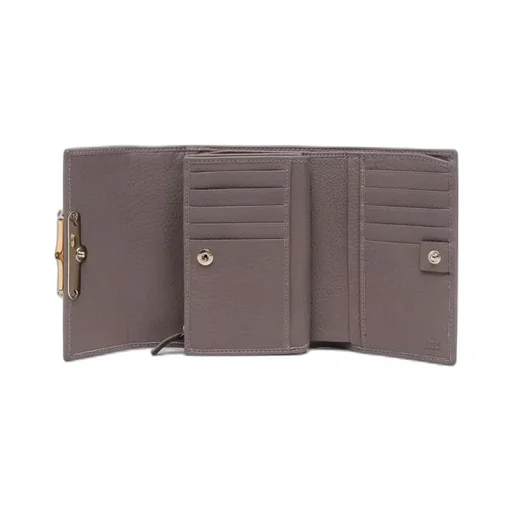 Gucci Diana Tri-Fold Continental Wallet