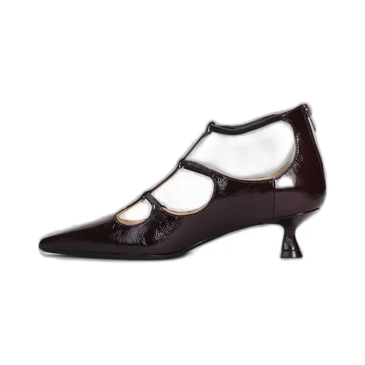 Anna F. Pointed-Toe Cut-Out Detailed Pumps