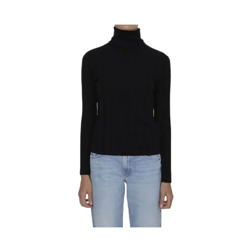 Allude Ribbed Turtleneck Knitwear