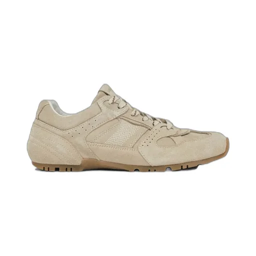 Alohas Perforated Detailed Lace-Up Sneakers