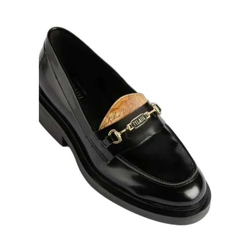 Alviero Martini Logo-Embellished Flat Shoes