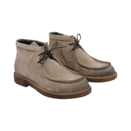 Pawelk's Laced Round-Toe Boots