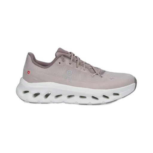 On Running Cloudtilt Lace-Up Sneakers