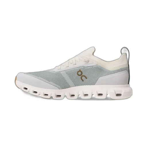 On Running Cloud 6 Versa Sneakers