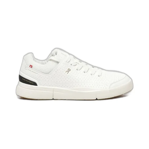 On Running The Roger Centre Court Sneakers