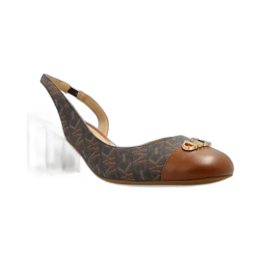 Michael Michael Kors Perla Logo Plaque Pumps