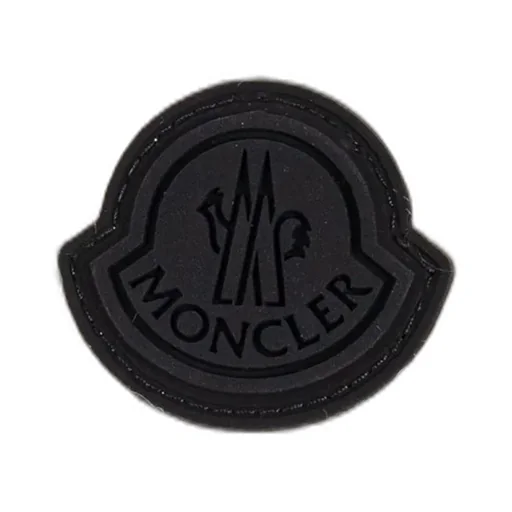 Moncler Logo Patch Knitted Beanie