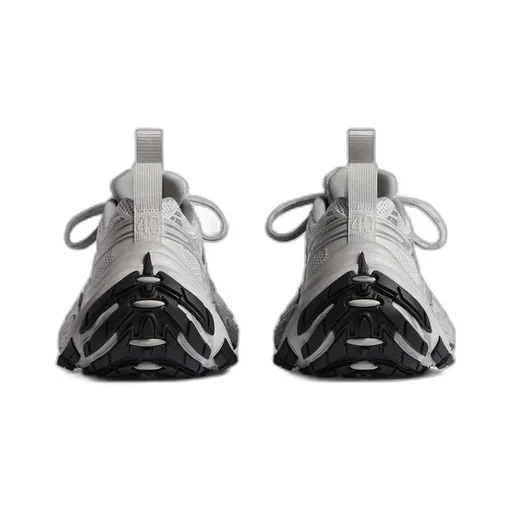 6Xl Hardware Sneaker